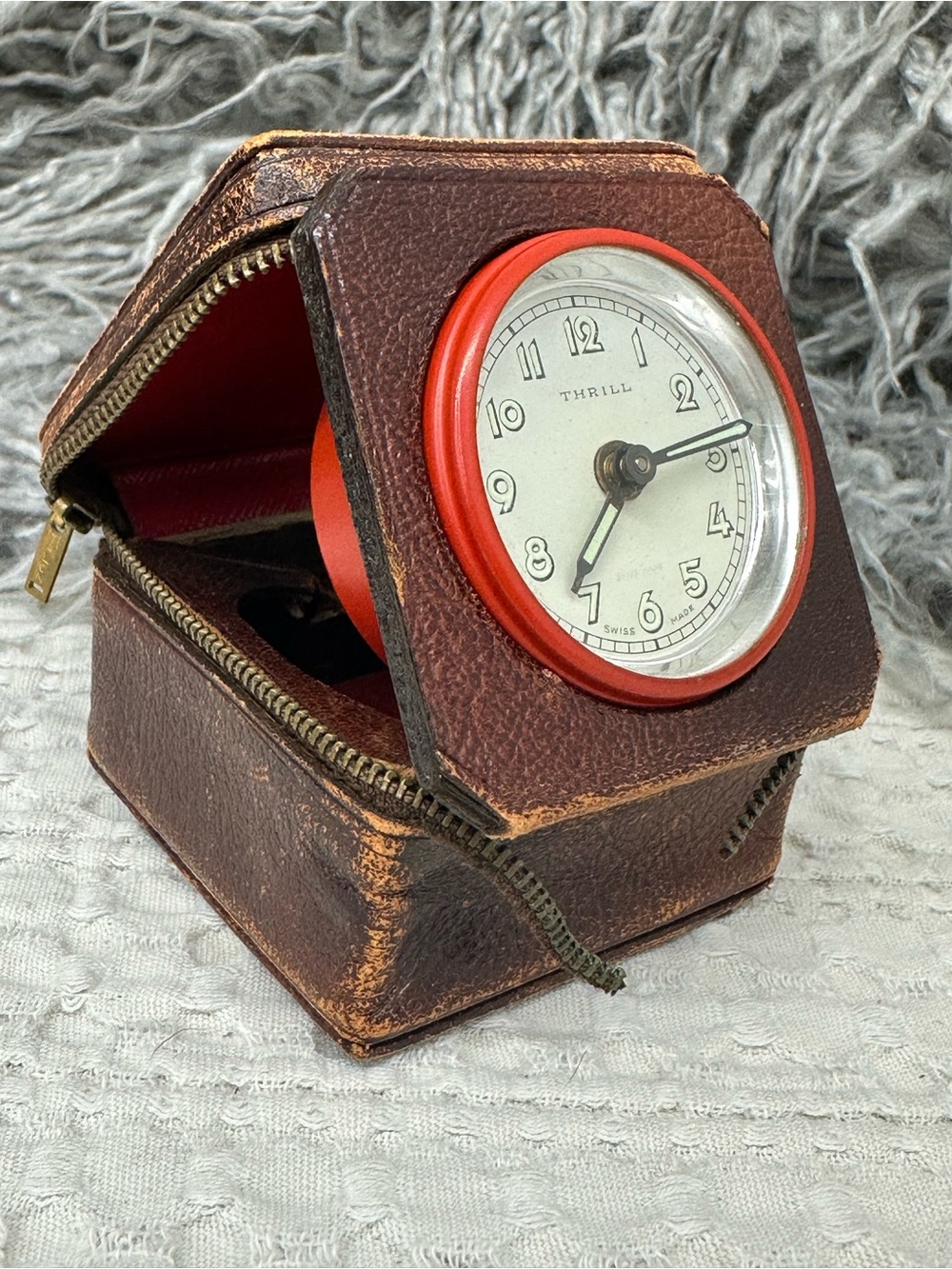 Vintage Thrill Compact Travel Alarm Clock in Brown Case GLOWS in the dark!